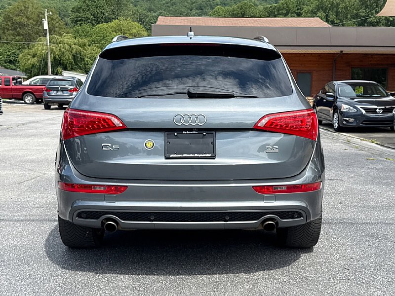 Used 2012 Audi Q5 3.2 Prestige w/ Prestige Pkg image 5