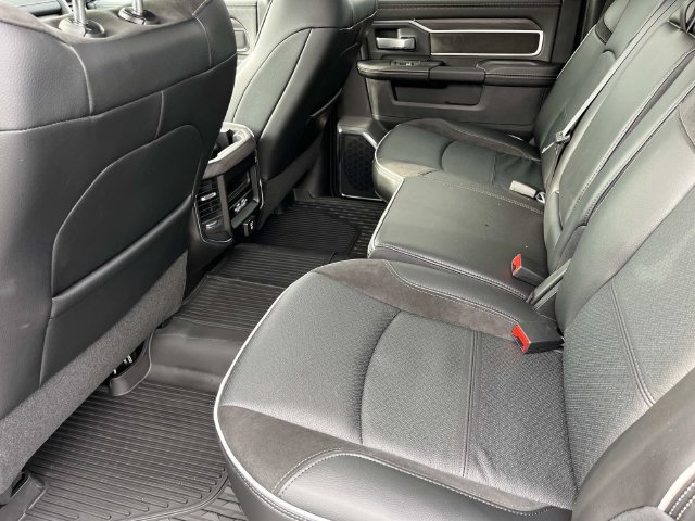 New 2026 RAM 2500 Laramie w/ Sport Appearance Package AWD/4WD image 17