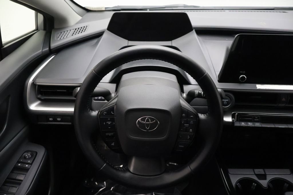 Used 2023 Toyota Prius LE image 22