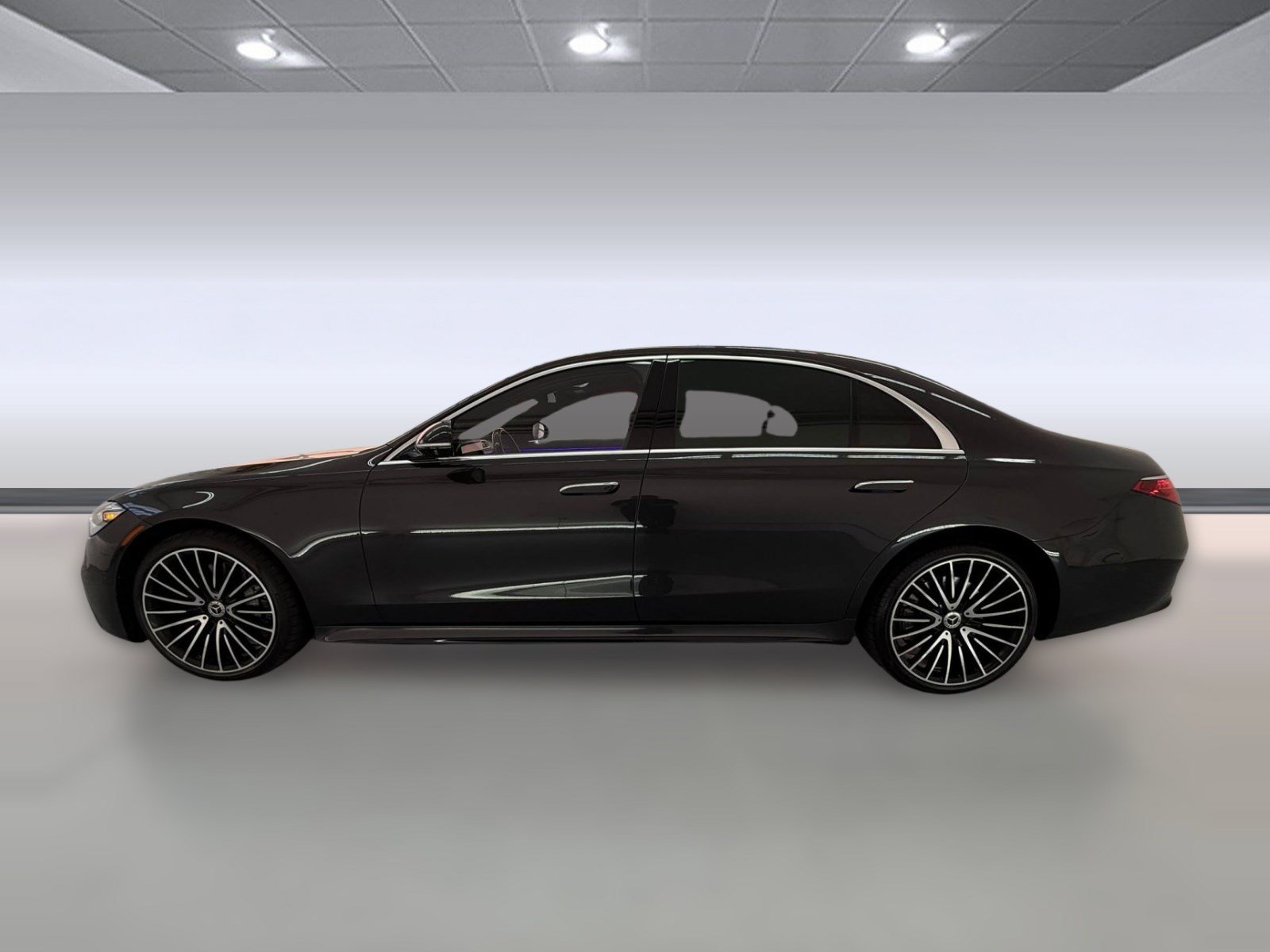 Used 2021 Mercedes-Benz S 580 4MATIC Sedan image 2