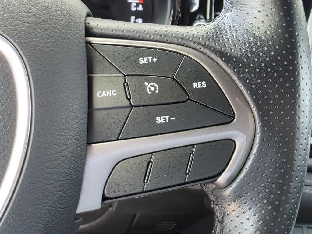 Used 2023 Dodge Durango SXT RWD image 26