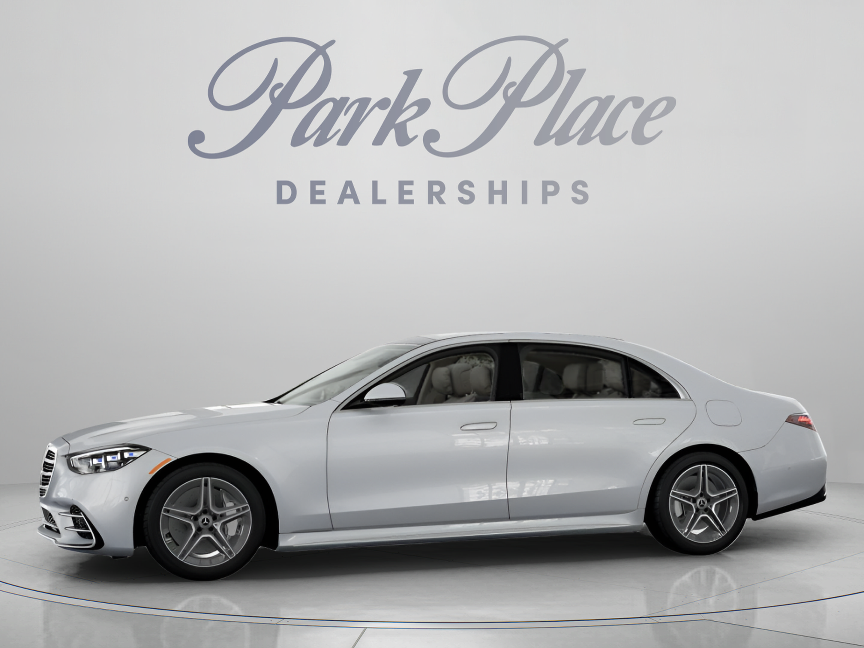 New 2026 Mercedes-Benz S 580e 4MATIC Sedan image 4