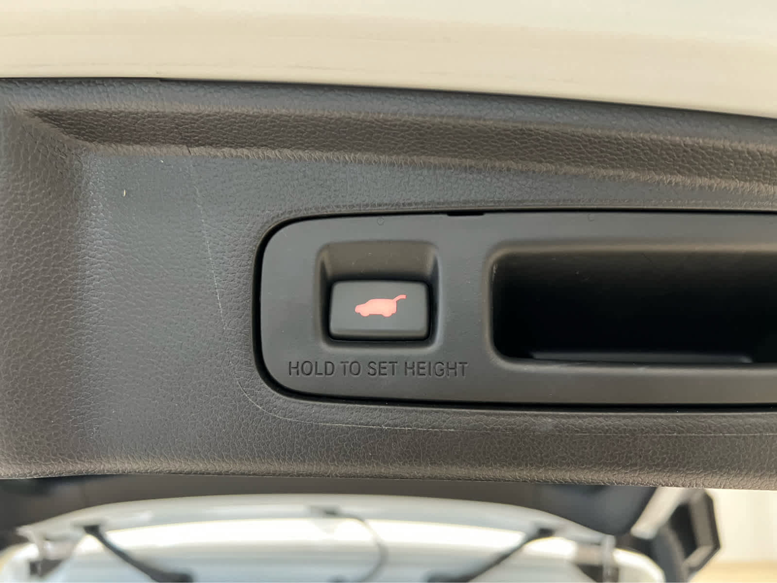 Used 2024 Honda CR-V Sport Touring image 10