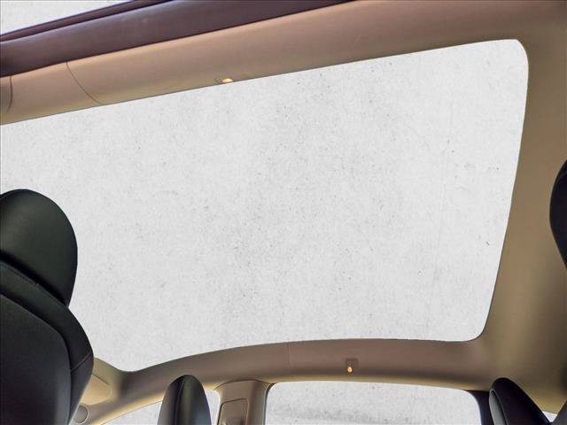 Used 2023 Tesla Model Y Performance AWD/4WD image 19