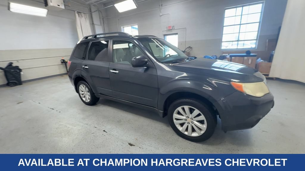 Used 2011 Subaru Forester 2.5X Premium w/ All-Weather Pkg AWD/4WD image 2