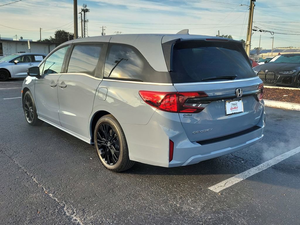Used 2025 Honda Odyssey Sport-L image 4