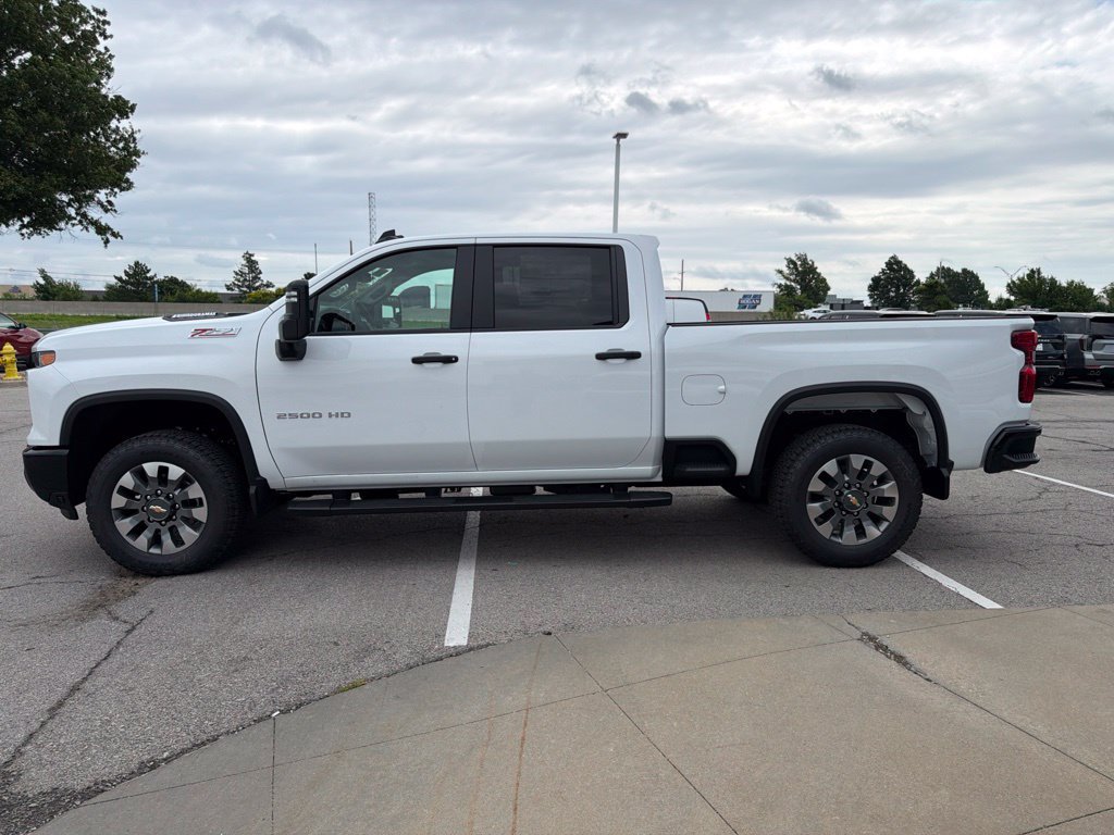 New 2026 Chevrolet Silverado 2500 Custom w/ Custom Value Package AWD/4WD image 6