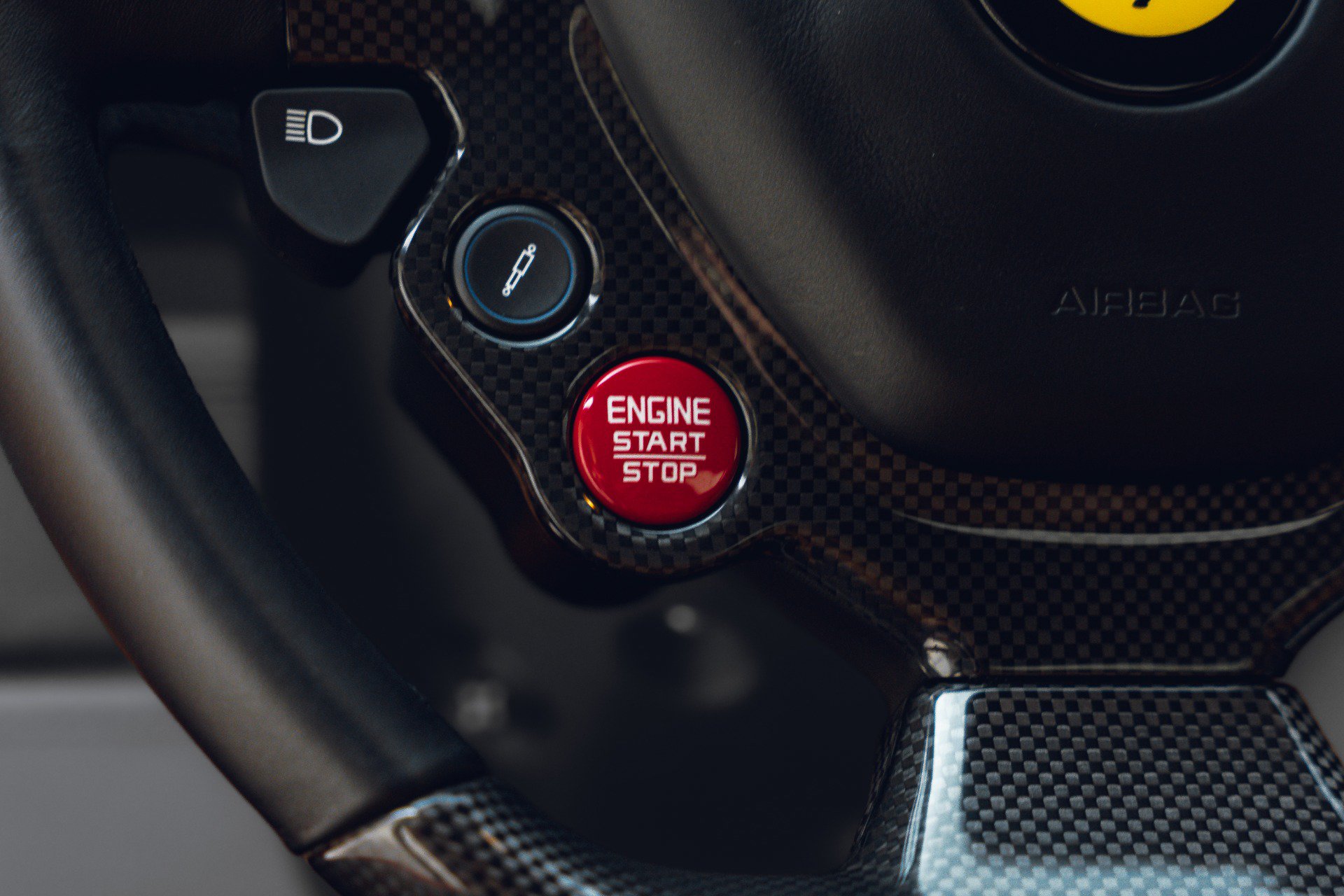 Used 2017 Ferrari 488 GTB RWD image 49