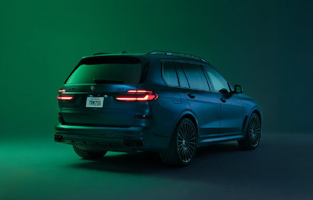 New 2026 BMW ALPINA XB7 AWD/4WD image 5