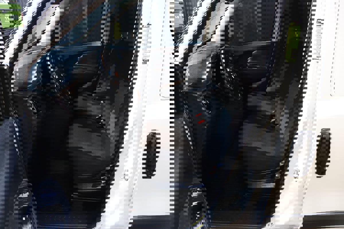 Used 2021 RAM ProMaster City Tradesman SLT image 30