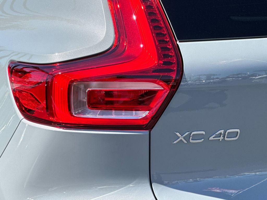 New 2026 Volvo XC40 B5 Ultra w/ Climate Package image 26