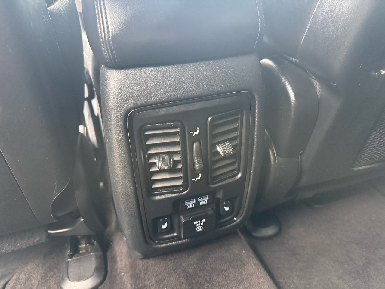 Used 2018 Dodge Durango GT w/ Blacktop Package image 36
