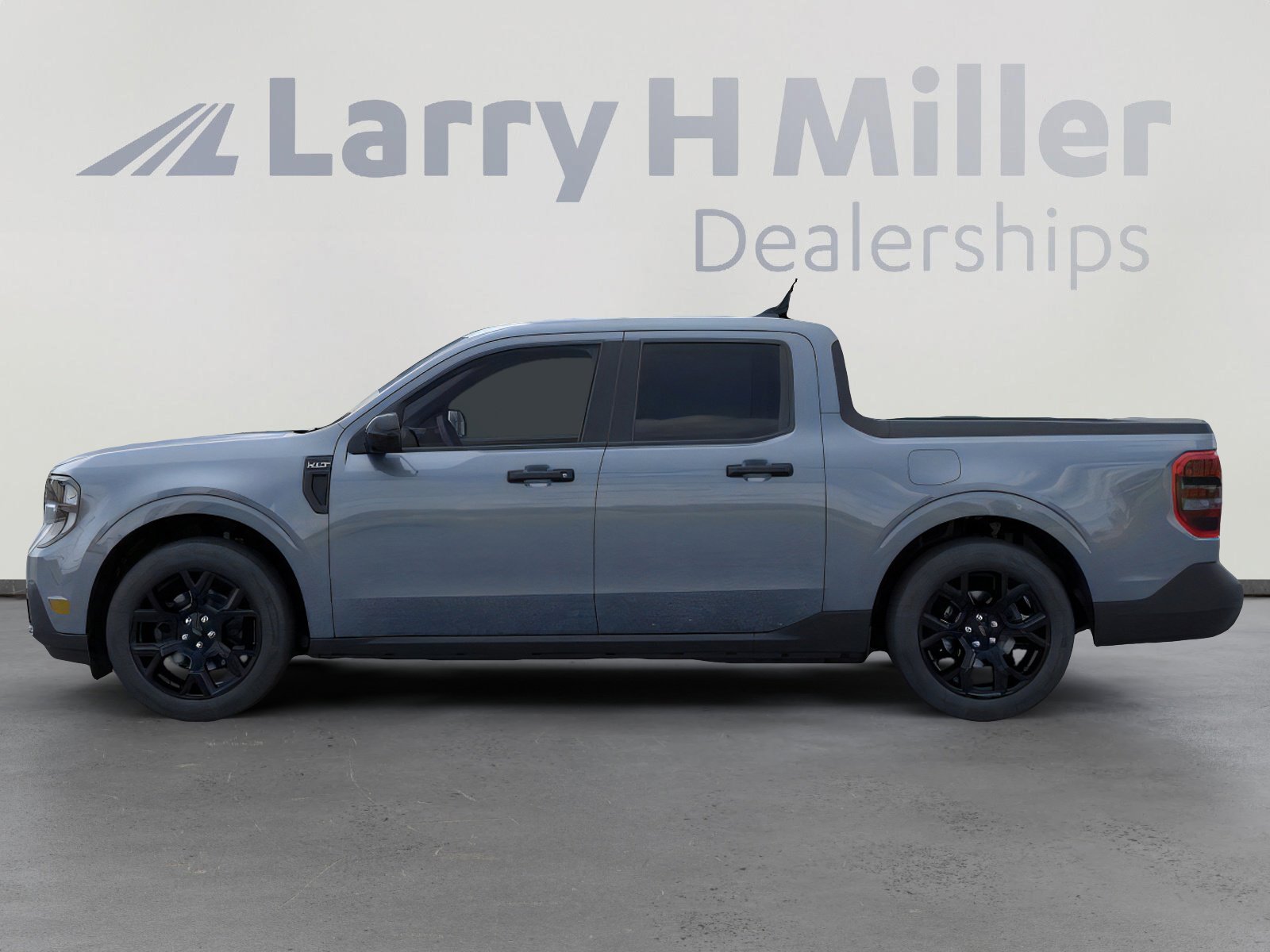 New 2025 Ford Maverick XLT w/ XLT Luxury Package AWD/4WD image 3