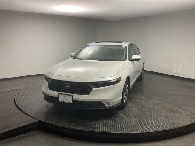 Certified 2024 Honda Accord EX image 3