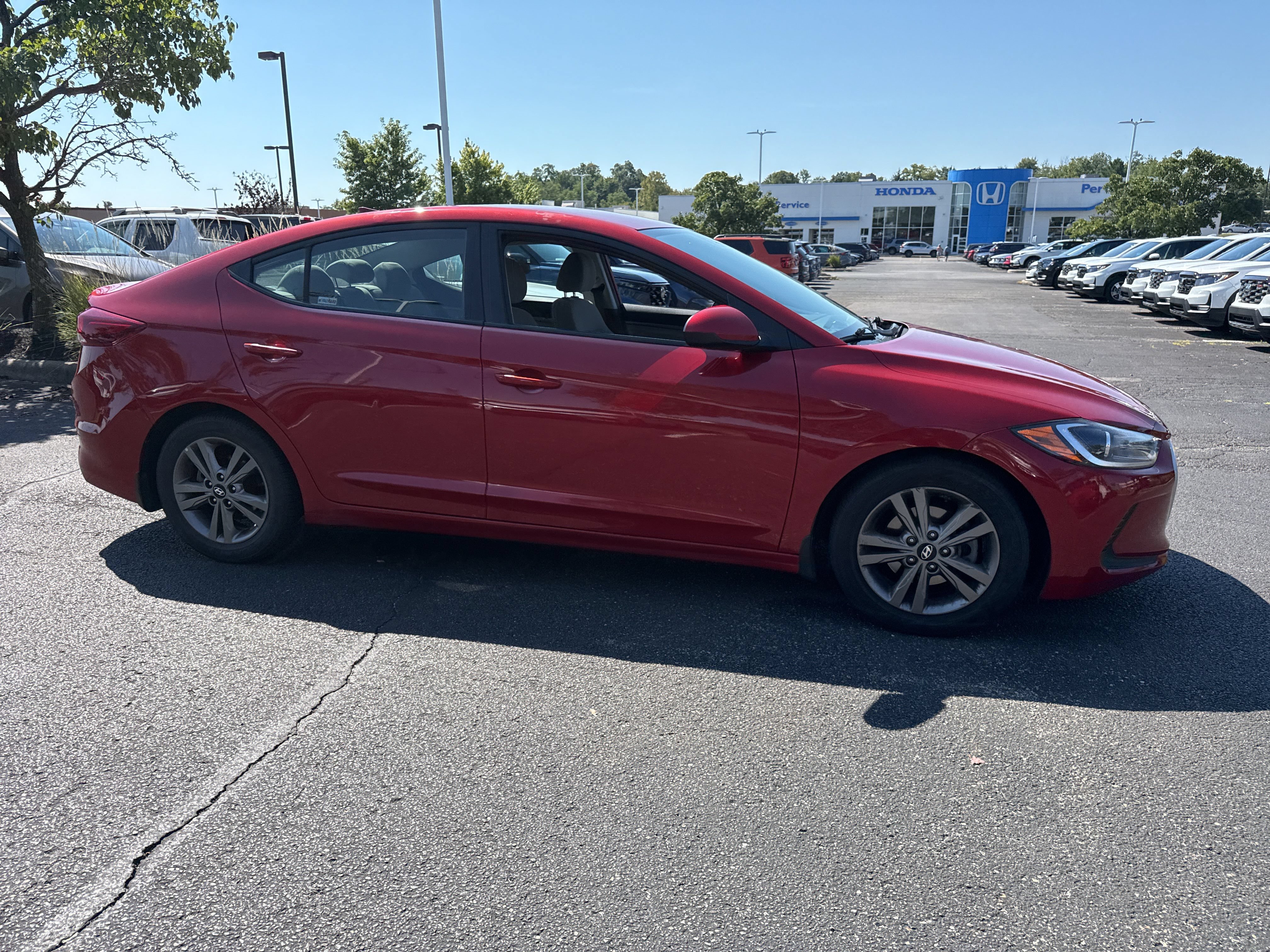 Used 2018 Hyundai Elantra SEL w/ Cargo Package FWD image 13