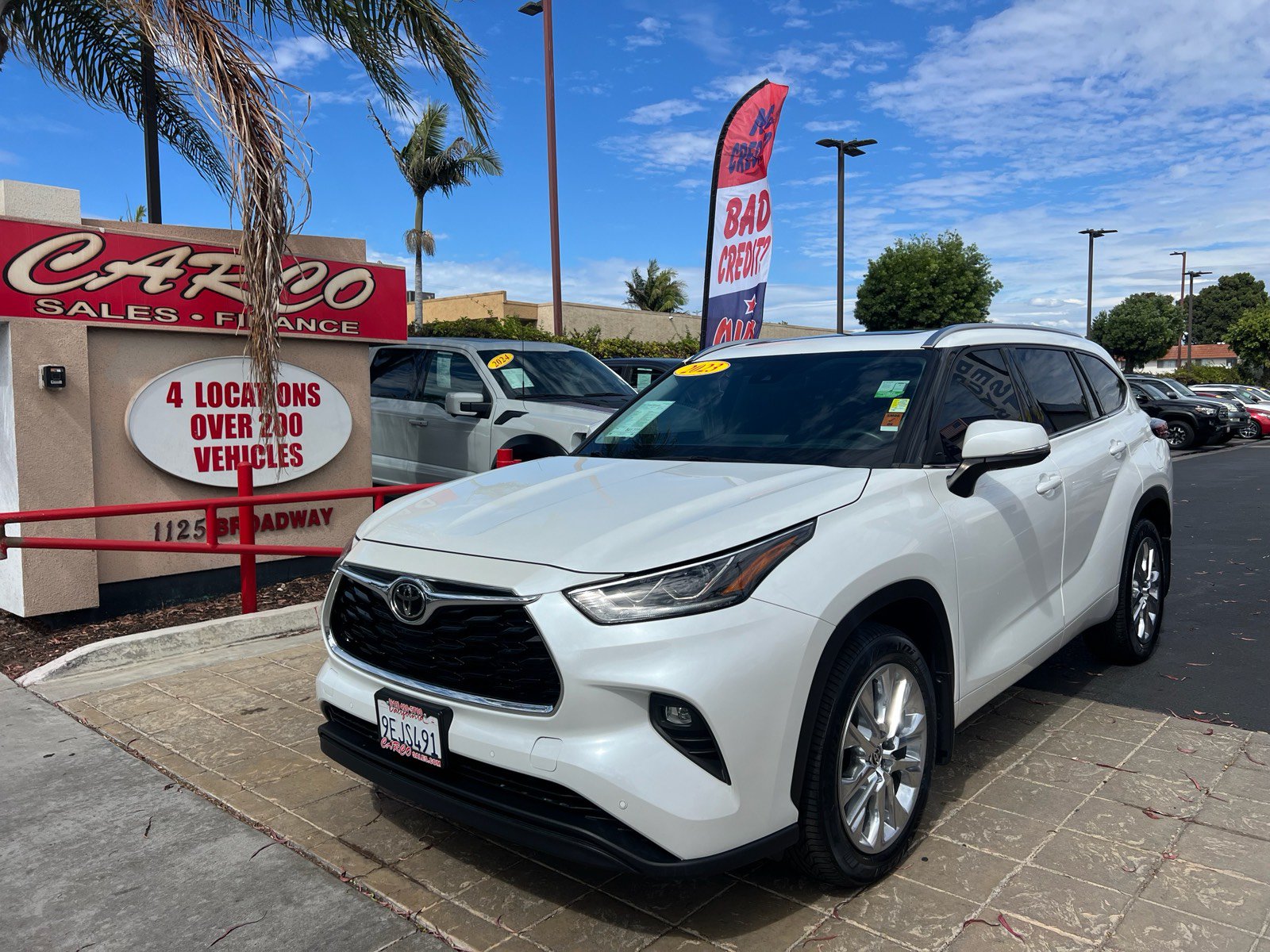 Used 2023 Toyota Highlander Limited FWD image 8