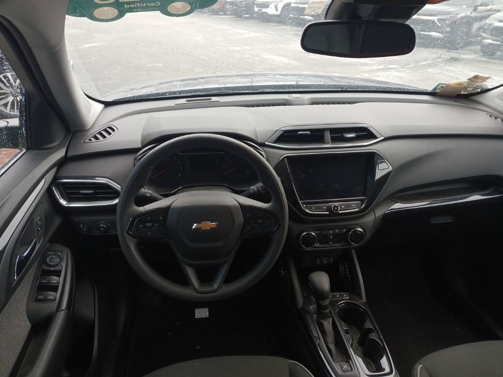 Used 2023 Chevrolet TrailBlazer LT w/ Convenience Package image 25