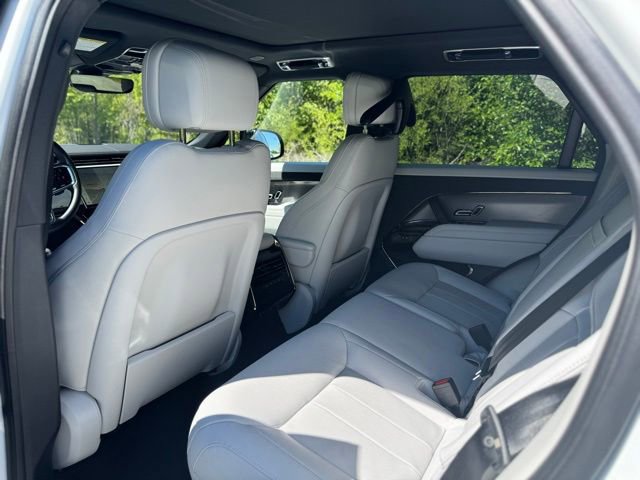 Certified 2025 Land Rover Range Rover Sport SE AWD/4WD image 13