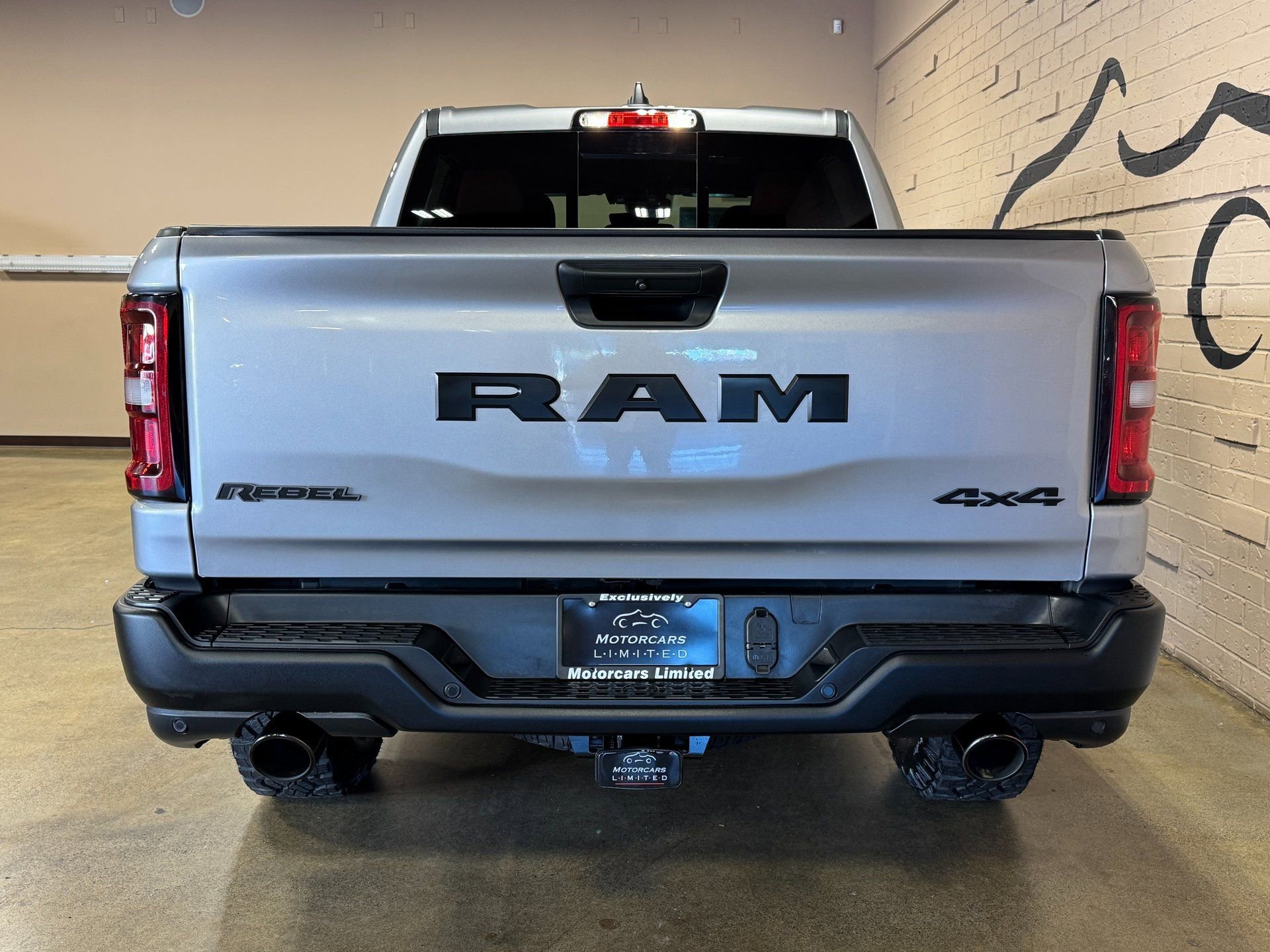 Used 2025 RAM 1500 Rebel AWD/4WD image 5