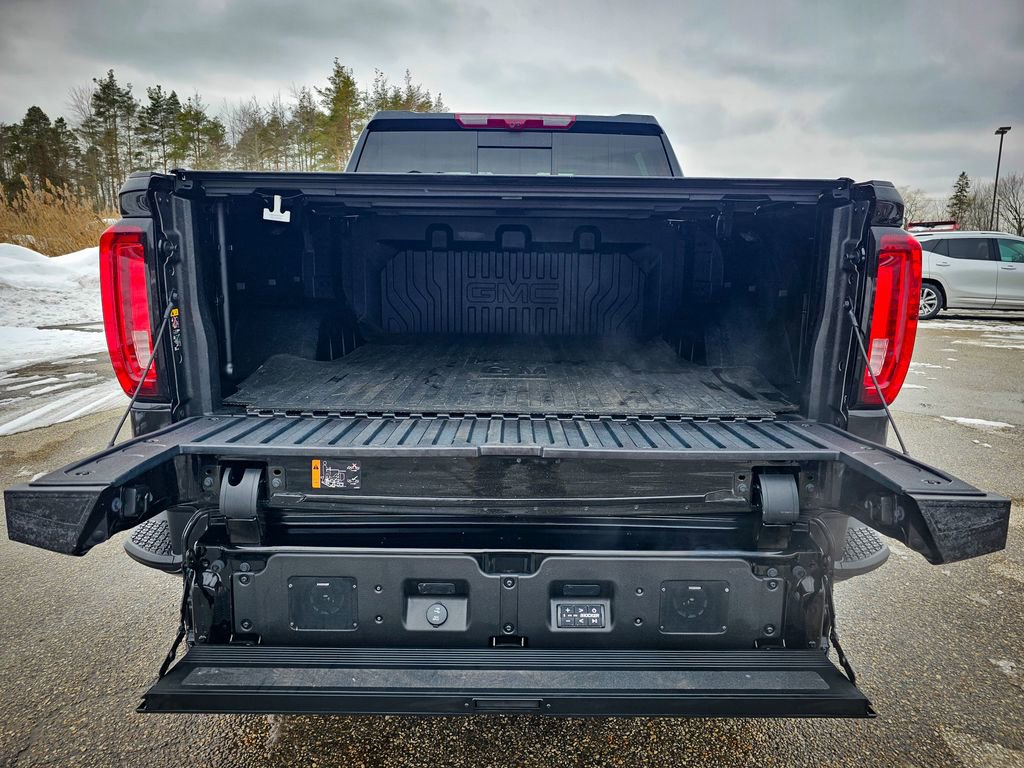 Certified 2024 GMC Sierra 1500 Denali w/ Denali Reserve Package image 5