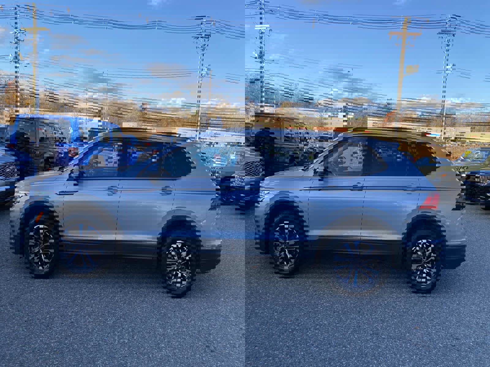 Used 2022 Volkswagen Tiguan S image 8