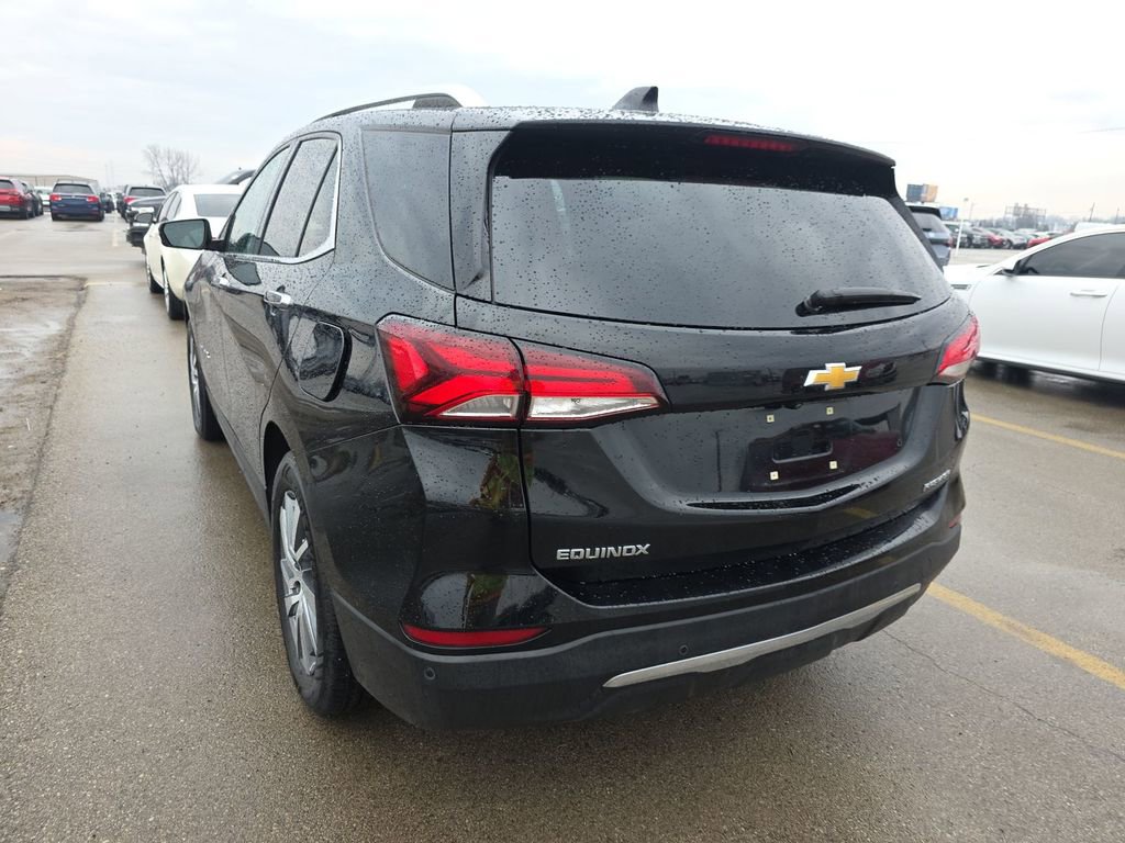 Used 2023 Chevrolet Equinox Premier image 4