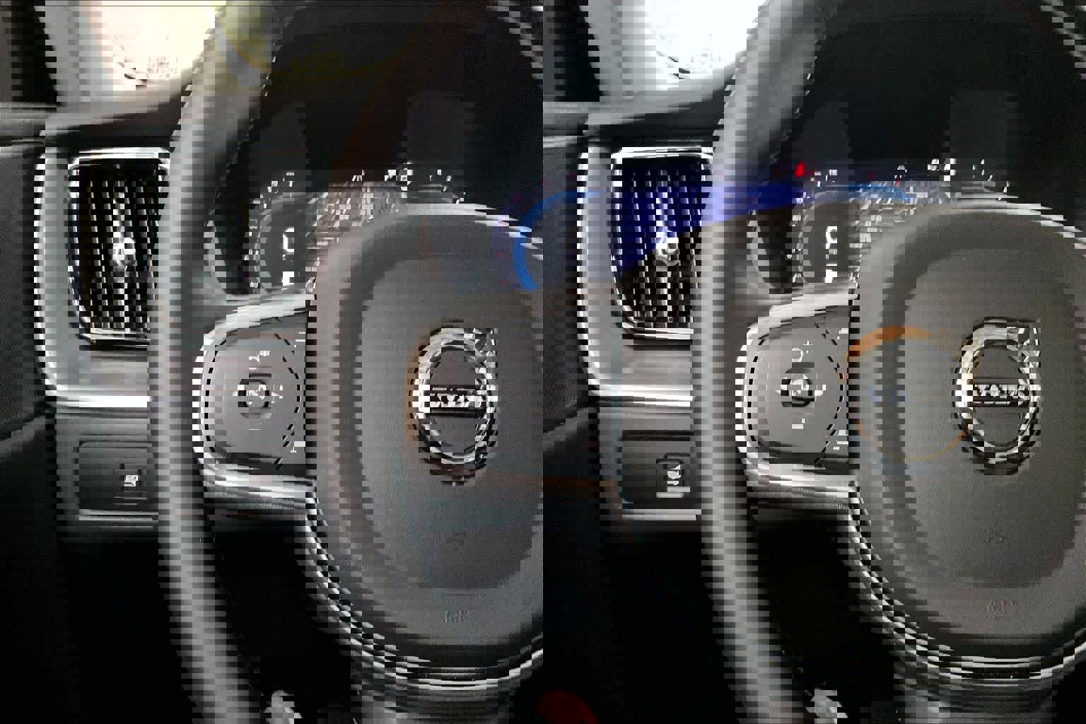 Used 2025 Volvo XC60 B5 Core w/ Protection Package Premier image 20