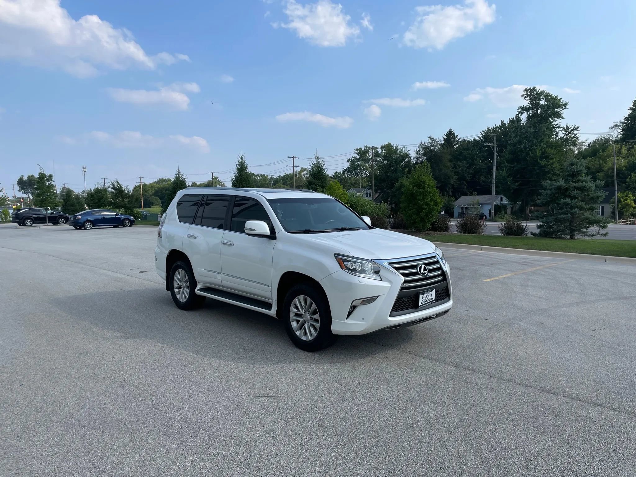 Used 2016 Lexus GX 460 image 3