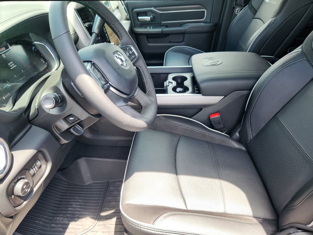 New 2026 RAM 2500 Laramie w/ Night Edition AWD/4WD image 12