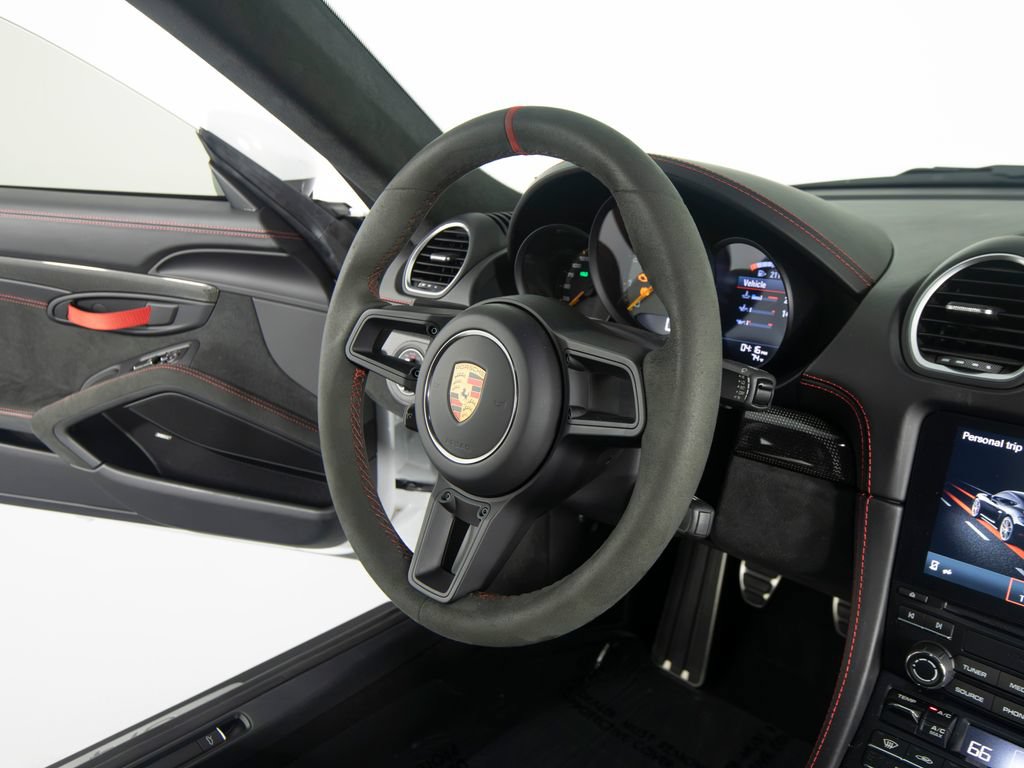 Certified 2022 Porsche 718 Cayman GT4 RWD image 38