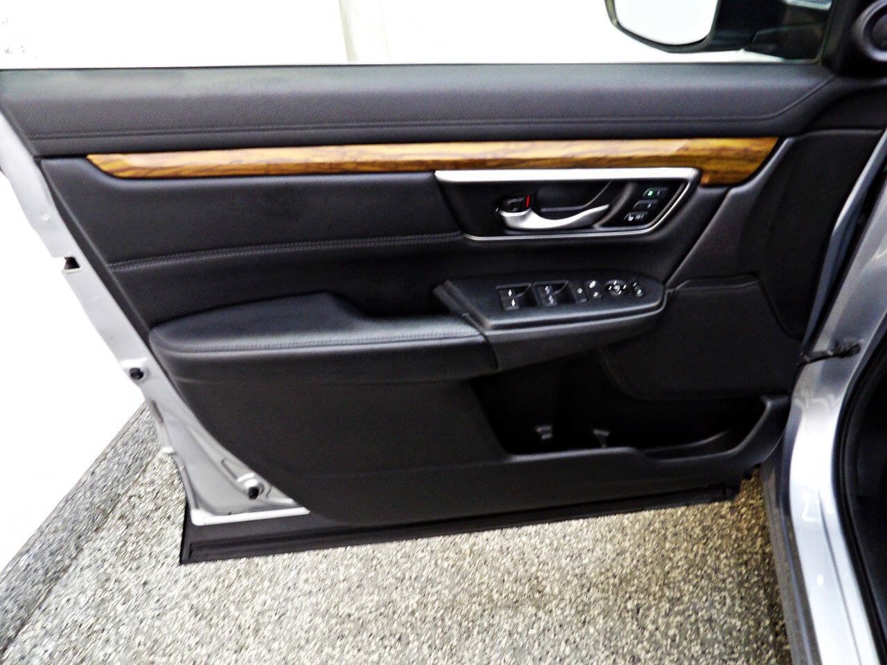 Used 2019 Honda CR-V EX-L image 7