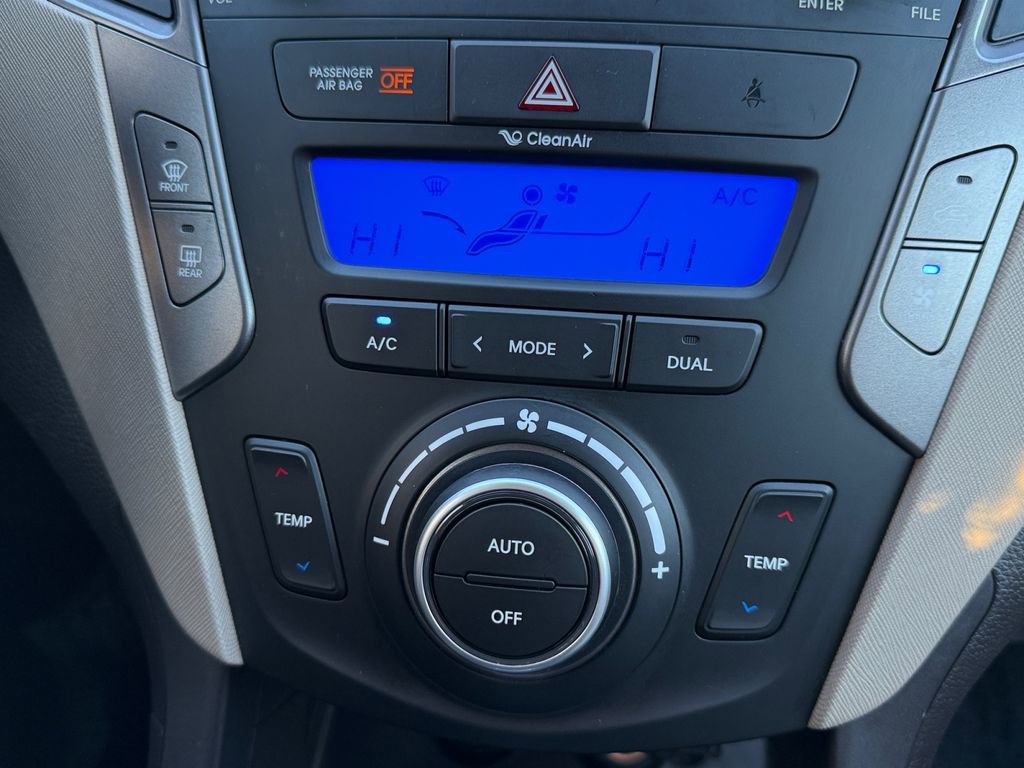 Used 2015 Hyundai Santa Fe Limited image 16