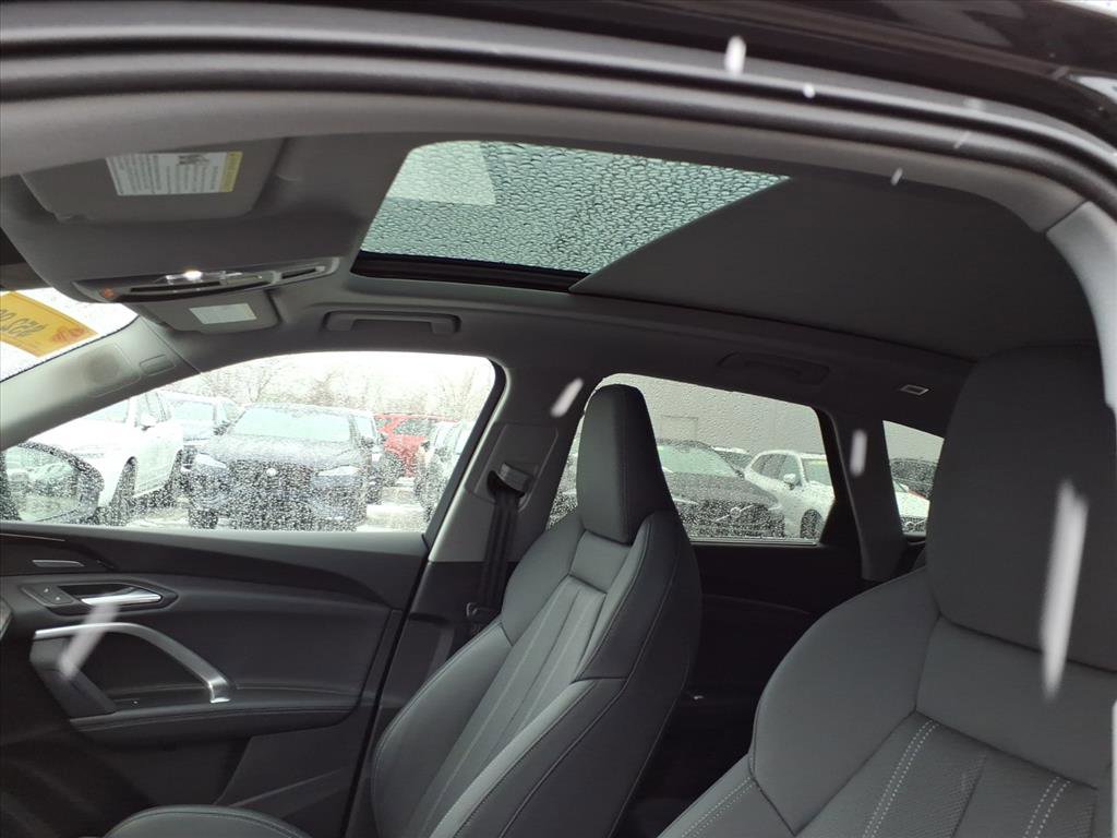 Certified 2025 Audi Q5 Premium w/ Premium Plus AWD/4WD image 11