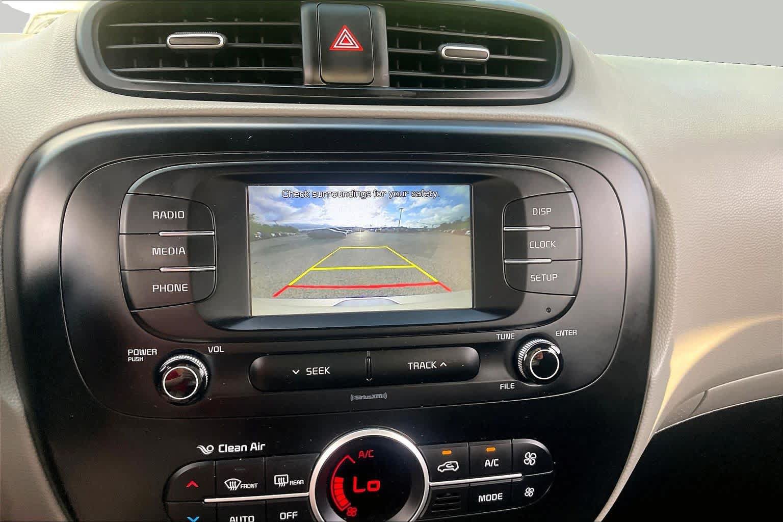 Used 2017 Kia Soul + FWD image 26