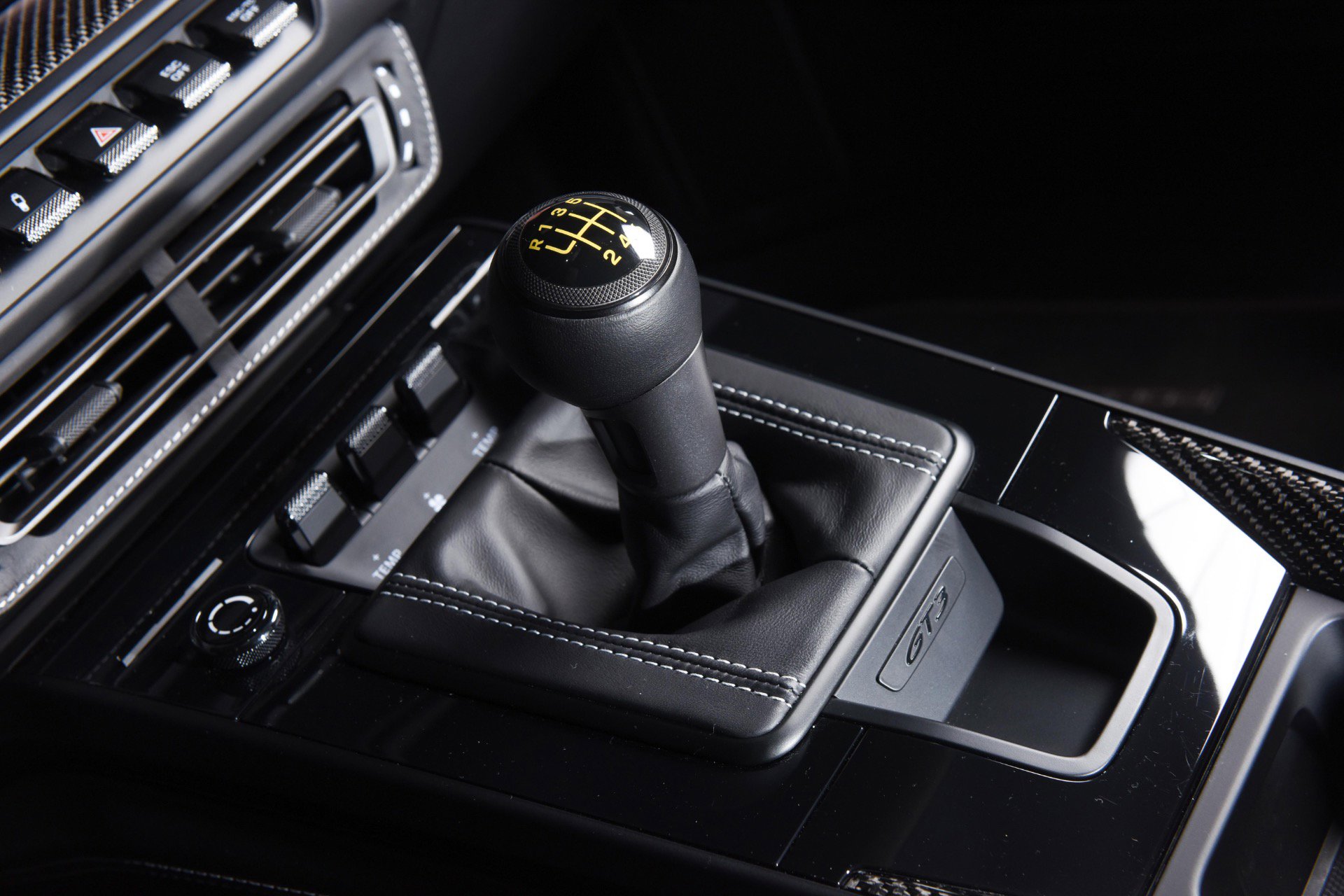 Used 2022 Porsche 911 GT3 image 6