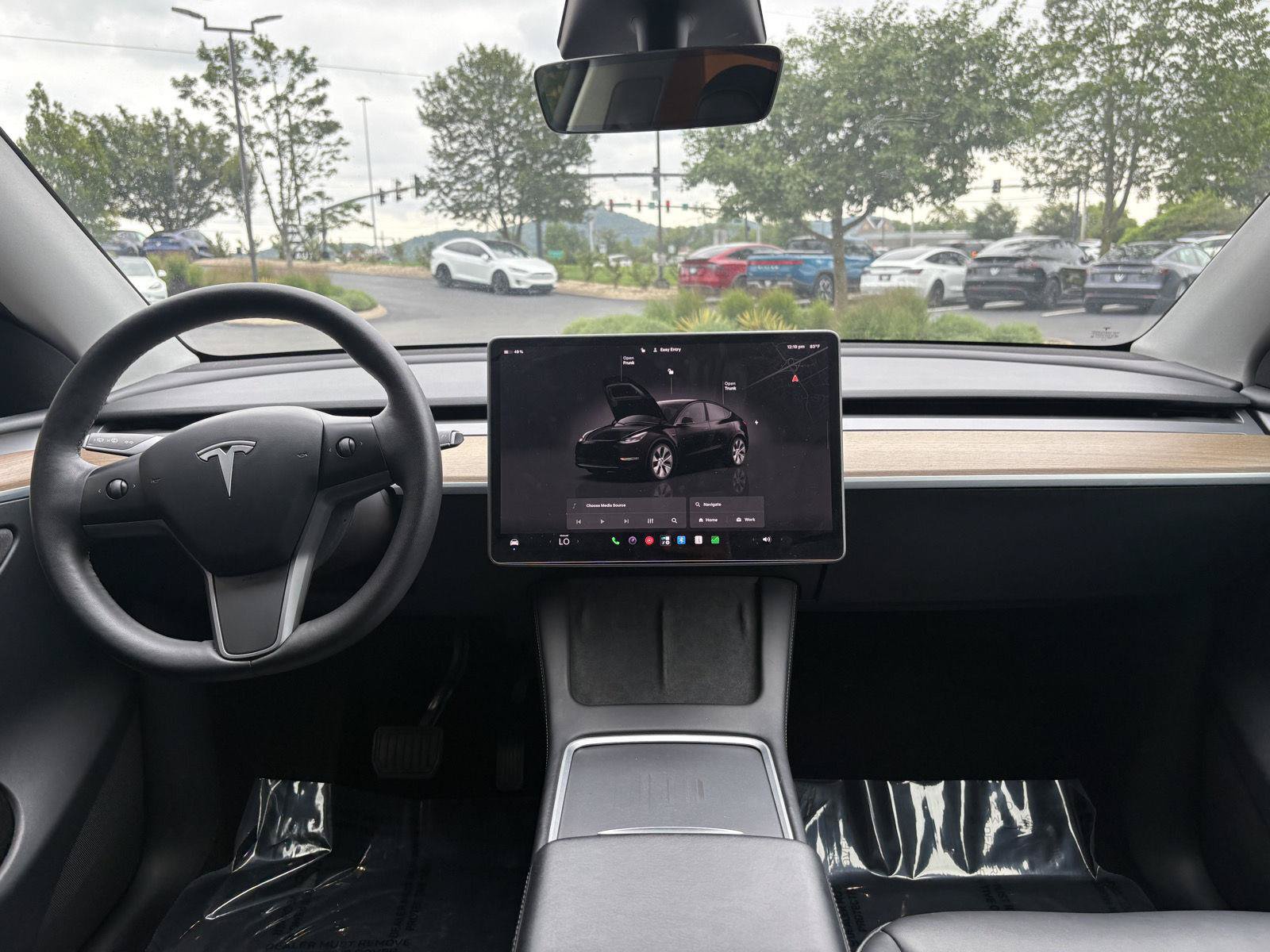 Used 2023 Tesla Model Y Long Range AWD/4WD image 18