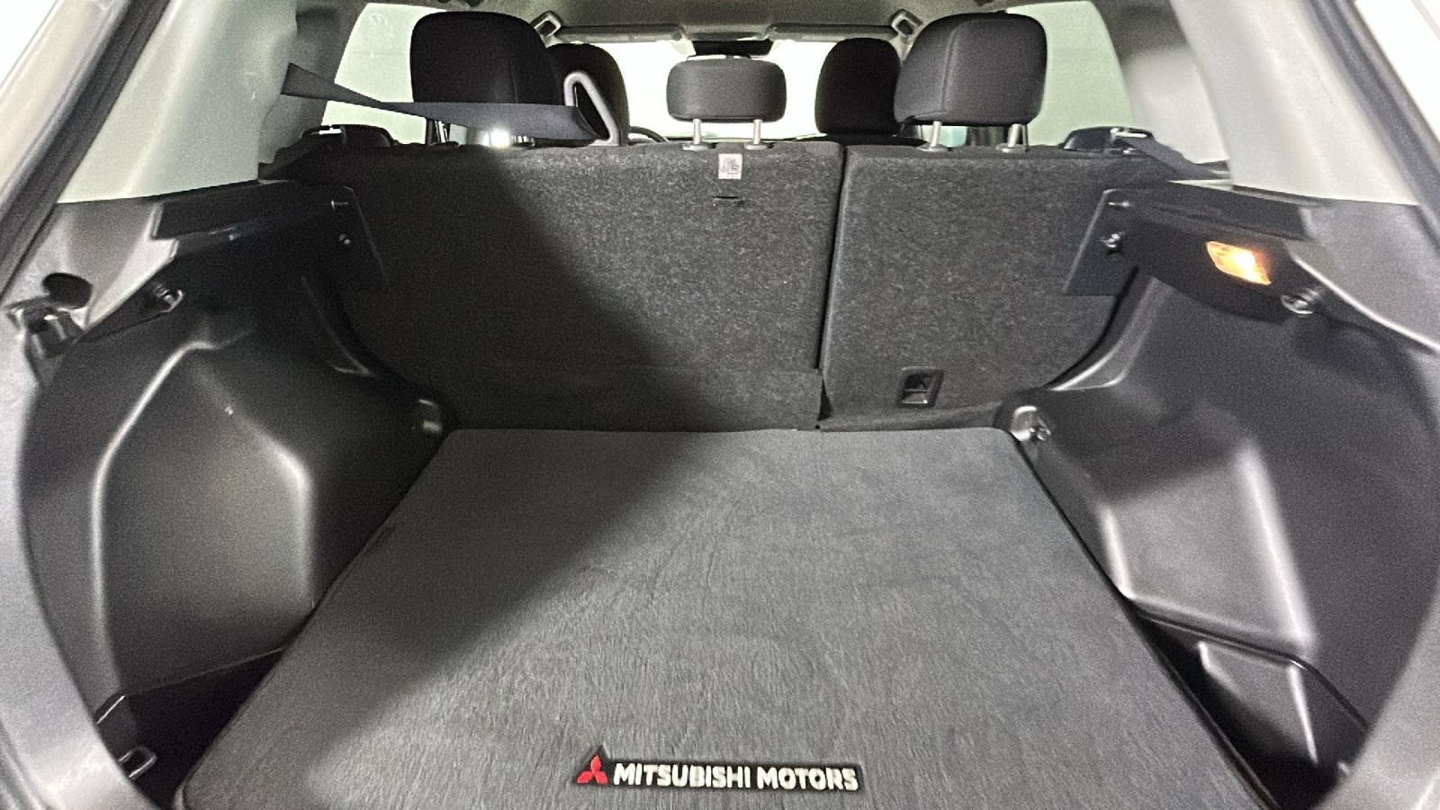 Used 2022 Mitsubishi Outlander Sport ES AWD/4WD image 31