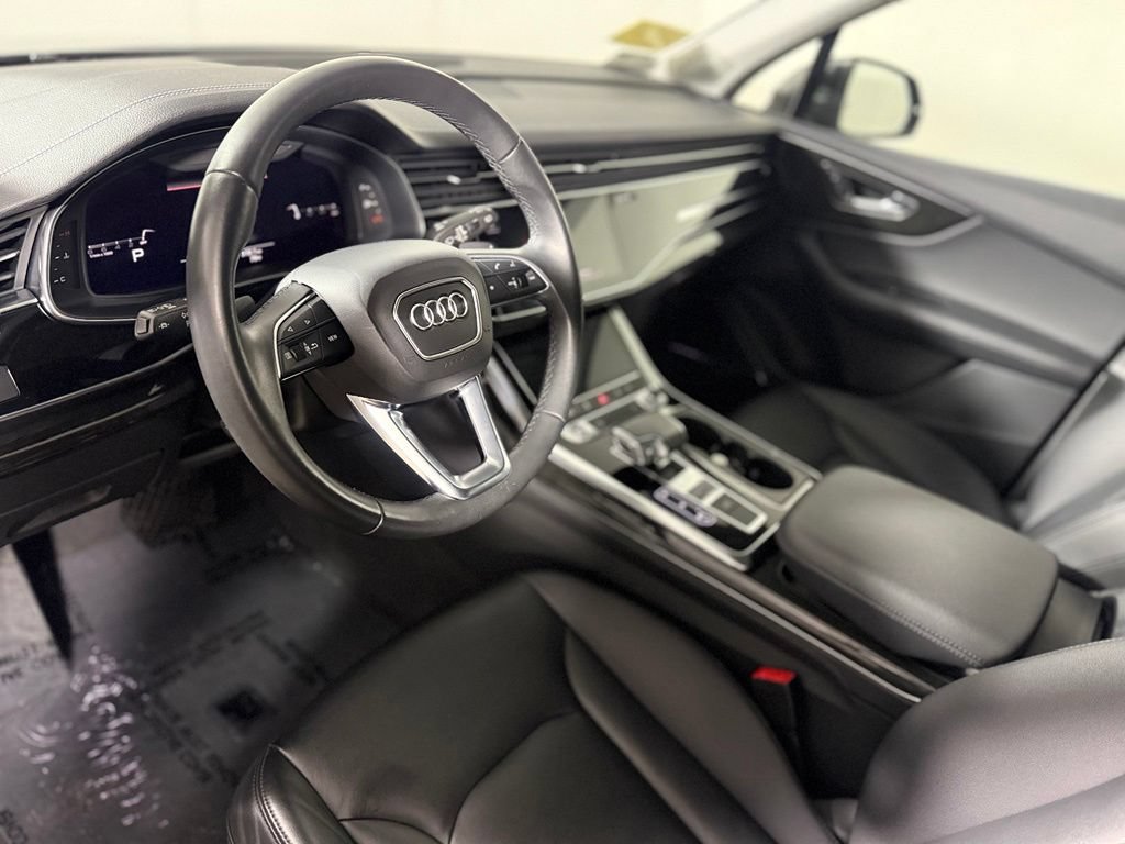 Used 2023 Audi Q7 3.0T Premium Plus AWD/4WD image 18