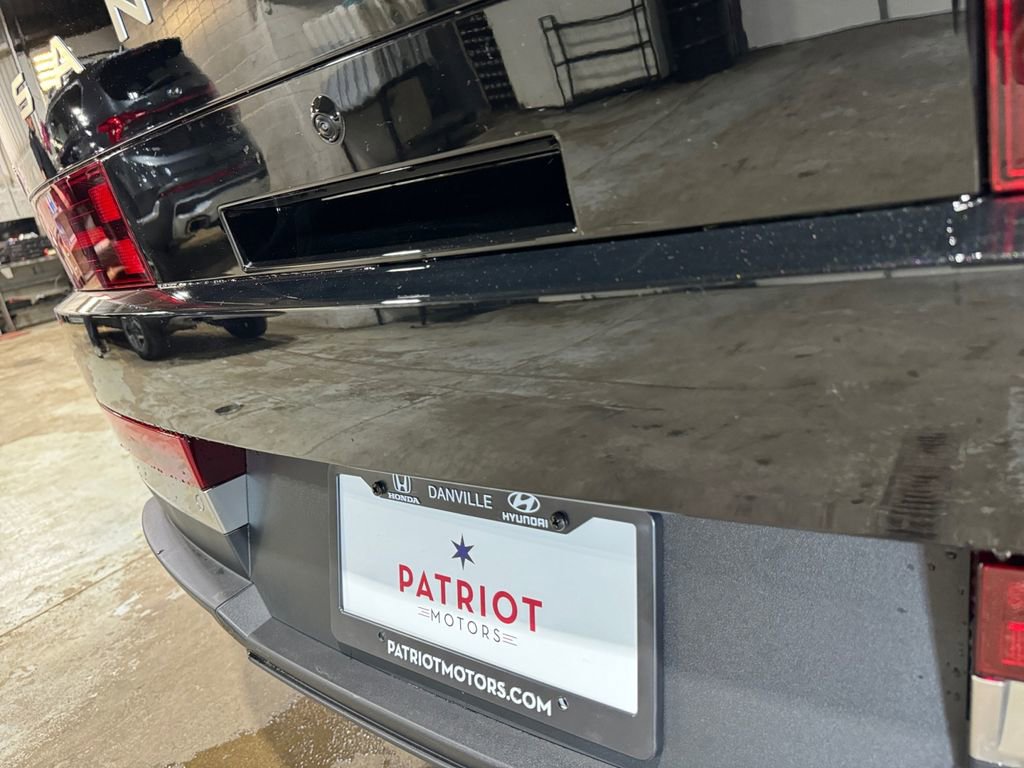 Used 2024 Hyundai Santa Fe Limited image 39