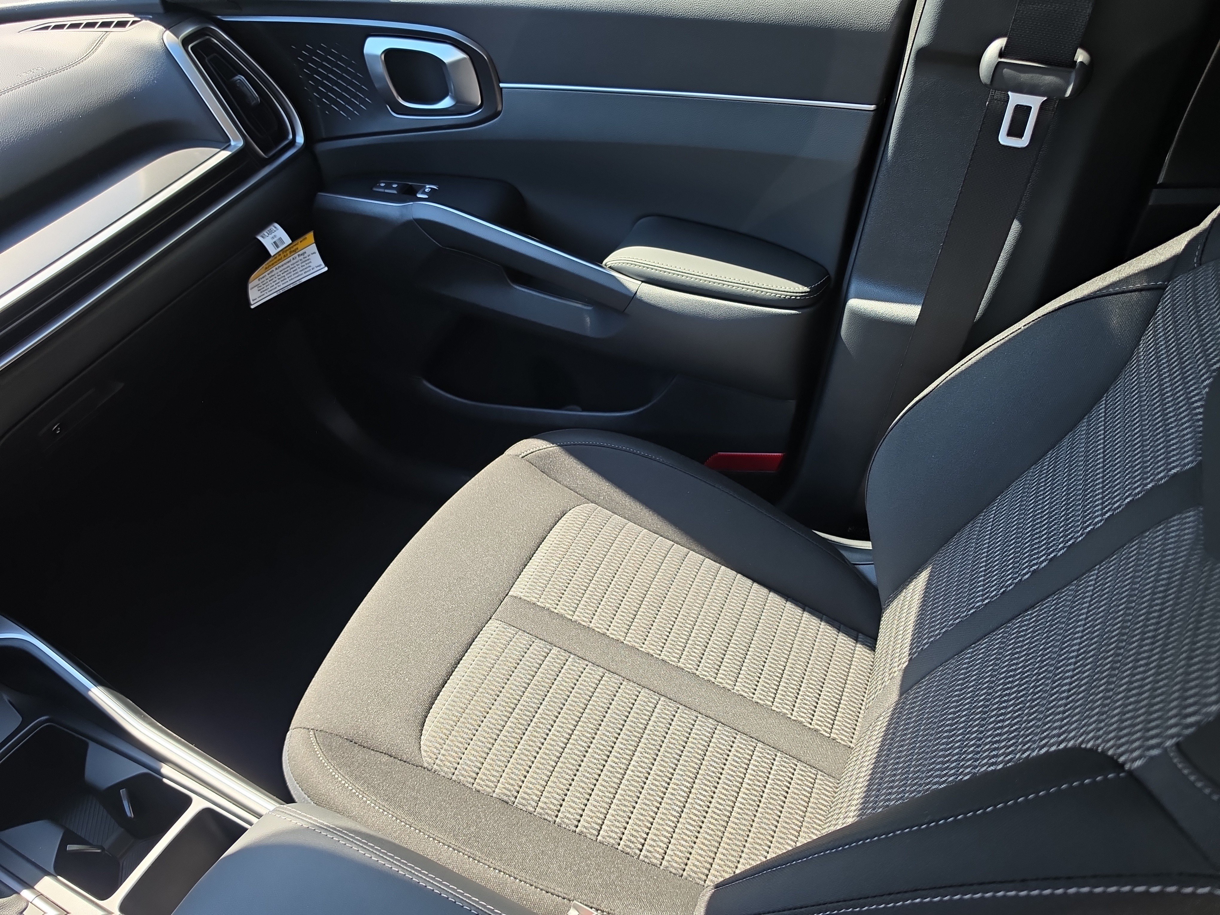 New 2026 Kia Sorento LX FWD image 15
