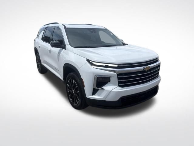 Used 2026 Chevrolet Traverse LT w/ Sun and Wheel Package FWD image 7