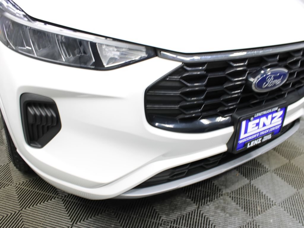 Used 2024 Ford Escape ST-Line w/ Tech Pack #1 AWD/4WD image 49