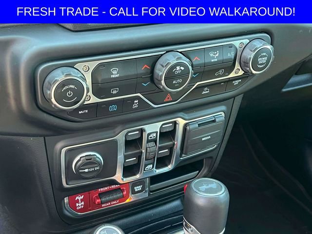 Used 2023 Jeep Wrangler Unlimited Rubicon 4xe AWD/4WD image 13