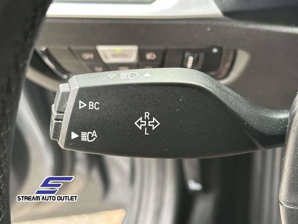 Used 2024 BMW 330i xDrive Sedan image 23