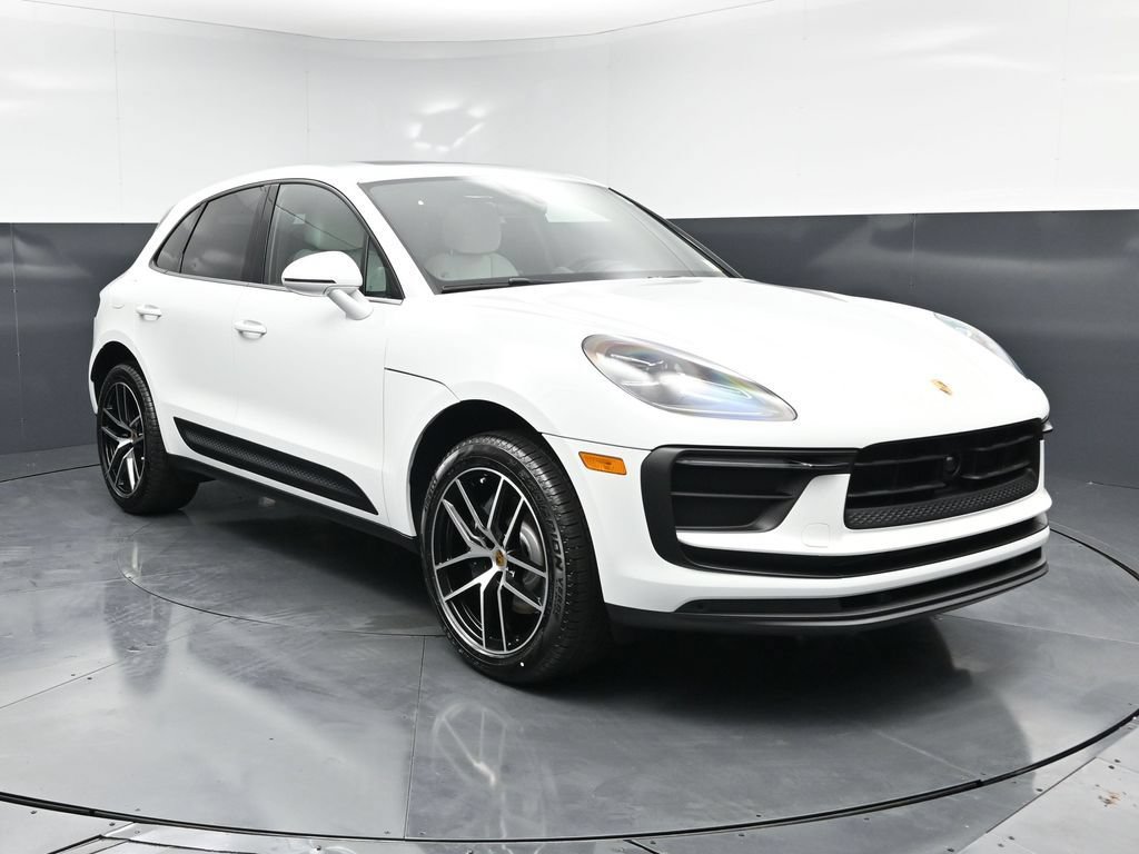 New 2026 Porsche Macan AWD/4WD image 11