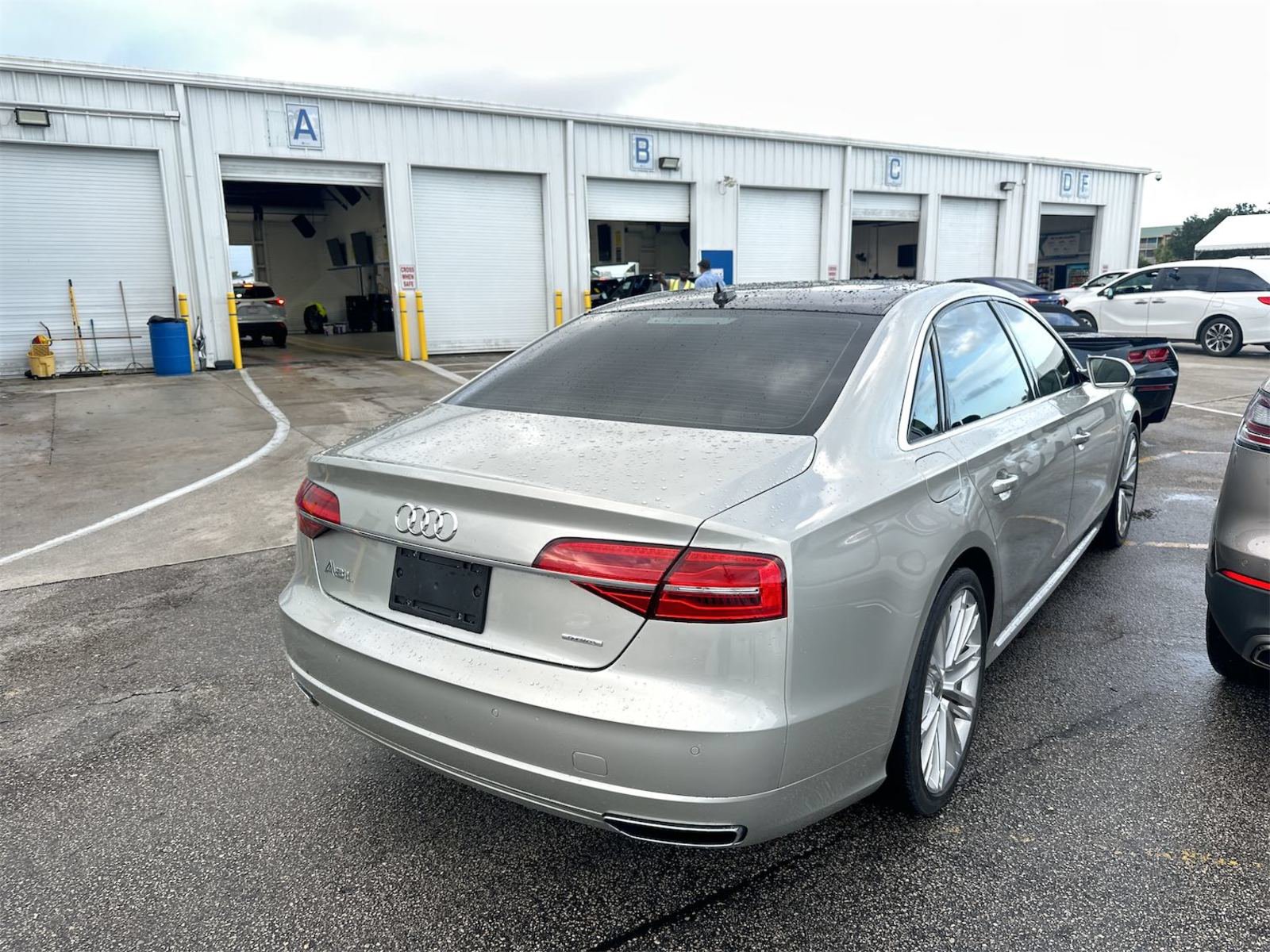 Used 2017 Audi A8 L 3.0T AWD/4WD image 9