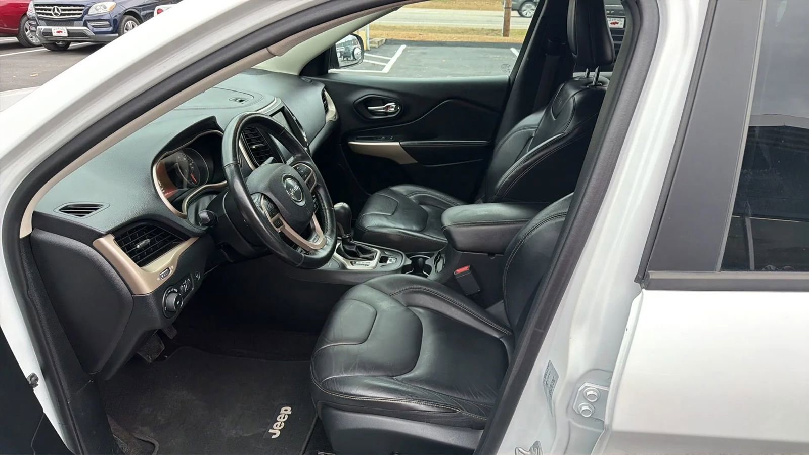 Used 2018 Jeep Cherokee Limited w/ High Altitude Package image 7