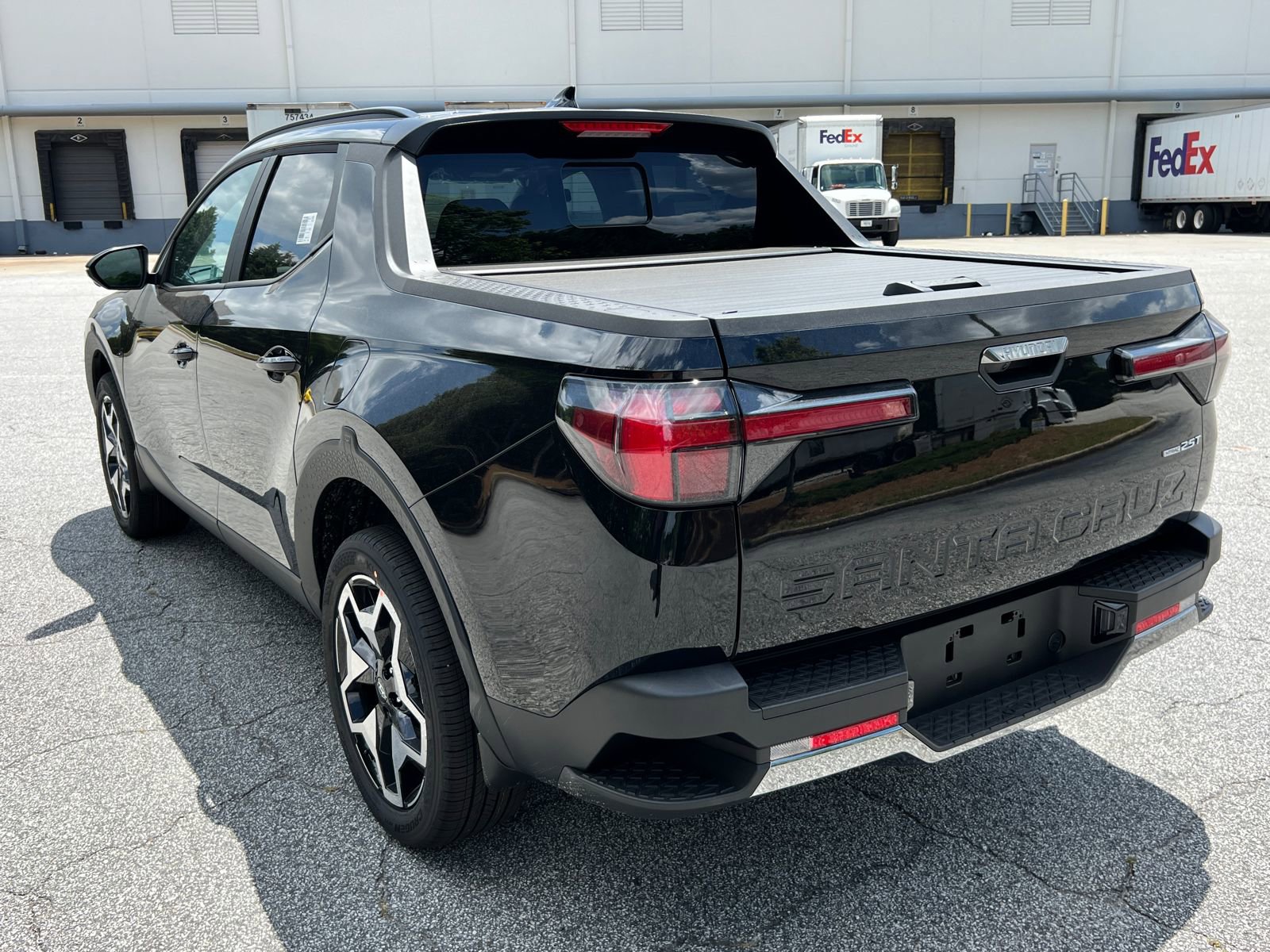 New 2024 Hyundai Santa Cruz Limited image 9