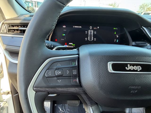Used 2023 Jeep Grand Cherokee 4WD 4xe image 19