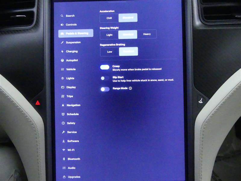 Used 2018 Tesla Model S AWD image 13